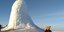 Εντυπωσιακό ηφαίστειο πάγου ύψους 14 μέτρων στο Καζακστάν