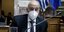 Ο Νίκος Δένδιας με μάσκα στη Βουλή