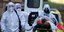 Ιατροφαρμακευτικό προσωπικό με στολή και μάσκα στη Γερμανία
