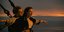 Λεονάρντο Ντι Κάπριο και Κέιτ Γουίνσλετ σε χαρακτηριστική σκηνή από την ταινία Τιτανικός