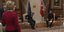 H πρόεδρος της Κομισιόν Ούρσουλα φον ντερ Λάιεν όρθια μπροστά στους καθιστούς Ερντογάν και Σαρλ Μισέλ