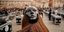 Μαύρη μάσκα σε διαμαρτυρία εργαζομένων στον χώρο του θεάματος στην Ιταλία, εν μέσω της πανδημίας του κορωνοϊού