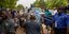 Στρατιώτες αστυνομικοί και κόσμος στο Μάλι
