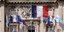 Η γαλλική σημαία σε δημόσιο κτίριο της Μασαλίας
