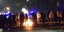 Διαμαρτυρία Ρομά με κλείσιμο δρόμου και φωτιές για τον θάνατο του 18χρονου στο Πέραμα