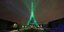 Ο πύργος του Άιφελ στη Γαλλία φωτισμένος χρησιμοποιώντας ηλεκτρισμό παραγόμενο από ενέργεια υδρογόνου της εταιρείας Energy Observer