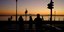 Σκιές ανθρώπων στη Θεσσαλονίκη