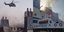 Διασώστης κατεβαίνει από το τo Super Puma -Επιχείρηση κατάσβεσης της φωτιάς στο πλοίο «Euroferry Olympia»