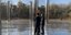 Ο Μαργαρίτης Σχοινάς κατά την επίσκεψή του στο μνημείο Μπάμπι Γιαρ του Κιέβου