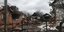 Εισβολή στην Ουκρανία: Σπίτια που έγιναν ερείπια μετά τους ρωσικούς βομβαρδισμούς την 9η Μάρτη στην Οχτίρκα