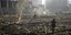 Εικόνες καταστροφής από το βομβαρδισμένο εμπορικό κέντρο στο Κίεβο