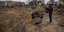 Πτώματα σε λάκκους στην κωμόπολη Μπούσα της Ουκρανίας