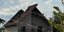 Κεραυνός κατέστρεψε στέγη σπιτιού στη Λάρισα