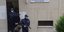 O 28χρονος έξω από το αστυνομικό τμήμα στα Ιωάννινα