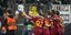 Η Ρόμα πανηγύρισε την πρόκριση στα πλέι οφ του Europa League, χάρη στη νίκη με ανατροπή επί της Λουντογκόρετς