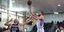 Ο Λουκάς Μαυροκεφαλίδης σε στιγμιότυπο από το Ιωνικός-Καρδίτσα για τη Basket League