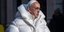 Φοράει φουσκωτό μπουφάν ο Πάπας Φραγκίσκος; 