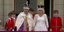 Στο Μπαλκόνι του Μπάκιγχαμ ο βασιλιάς Κάρολος με την βασίλισσα Καμίλα