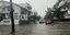 Πλημμύρισαν οι δρόμοι στα Τρίκαλα