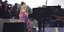 Η 13χρονη τυφλή πιανίστρια, Λούσι Ίλινγκγουορτ, στη συναυλία της στέψης του βασιλιά Καρόλου