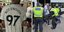 Οπαδός της Γιουνάιτεντ φορώντας φανέλα που προσβάλλει τους νεκρούς του Χίλσμπορο