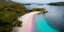 Αφιέρωμα στις καλύτερες παραλίες με ροζ άμμο στην Ευρώπη έκανε η «The Sun»