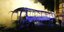 Καμμένο λεωφορείο από τις ταραχές στο Παρίσι
