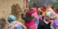 Ινδία: Γυναίκες έκαψαν το σπίτι του κύριου υπόπτου για σεξουαλική επίθεση στο κρατίδιο Μανιπούρ