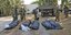 Πτώματα αμάχων σε μαύρους σάκους στο κιμπούτς Κφαρ Αζά του νοτίου Ισραήλ