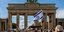 Συγκέντρωση αλληλεγγύης στην Πύλη του Βρανδεμβούργου στο Βερολίνο κατά των επιθέσεων της Χαμάς στο Ισραήλ
