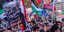  άνθρωποι με σημαίες σε πορεία υπέρ των Παλαιστινίων στις Βρυξέλλες