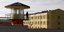 Ένας φρουρός στέκεται σε ένα παρατηρητήριο στη φυλακή Gldani Νο. 8 στην Τιφλίδα 