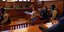 Η Ιλάρια Σάλις δεμένη χειροπόδαρα σε δικαστήριο στην Ουγγαρία