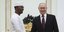 Χειραψία Πούτιν με τον ηγέτη της χούντας του Τσαντ