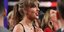 Όλοι θέλουν να αντιγράψουν τα κόκκινα χείλη της Taylor Swift στο Super Bowl