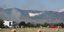 Αεροπλάνο κάνει ρίψη νερού στην περιοχή Σουρωτή, στη Θεσσαλονίκη