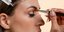 Fuller brows: Πώς να κάνετε τα αραιά φρύδια να δείχνουν πιο πυκνά και καλοσχηματισμένα
