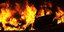 Πυρκαγιά σε μάντρα αυτοκινήτων στο Παλαιό Φάληρο