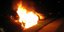 Πύρινη κόλαση σε πάρκινγκ στην Αίγινα -Στις φλόγες αυτοκίνητα και μοτοσυκλέτες