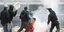 Κουκουλοφόροι μαχαίρωσαν οπαδούς και πέταξαν μολότοφ σε παιχνίδι Δ΄Εθνικής