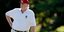 Ο Νοναλντ Τραμπέπαιζε γκολφ την ώρα που διαδήλωναν χιλιάδες Αμερικανοί. Φωτογραφία: AP