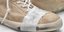 Τα sneakers που προκάλεσνα πλήθος αντιδράσεων. Φωτογραφία: Nordstrom