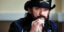 Δε «μασάει» ο Lemmy: Αγνοεί τις συμβουλές των γιατρών και συνεχίζει ακάθεκτος