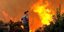 Ανεξέλεγκτη μαίνεται η πυρκαγιά στη Ξυλόκαστρο της Νάξου