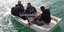 Ποδοσφαιρική ομάδα πήρε βάρκες για να πάει στο γήπεδο/ Φωτογραφία: cyclades24.gr 
