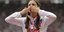 Η Κατερίνα Στεφανίδη στο βάθρο του Παγκοσμίου πρωταθλήματος (Φωτογραφία: AP/ Alastair Grant)
