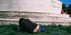 Εικόνες από το photoblog του τραυματία διαδηλωτή Γιάννη Καυκά