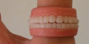 10 αηδιαστικά κοσμήματα