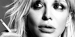 H Courtney Love μιλάει κυριολεκτικά για τα πάντα