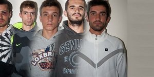 ληστές με τα καλάσνικοφ